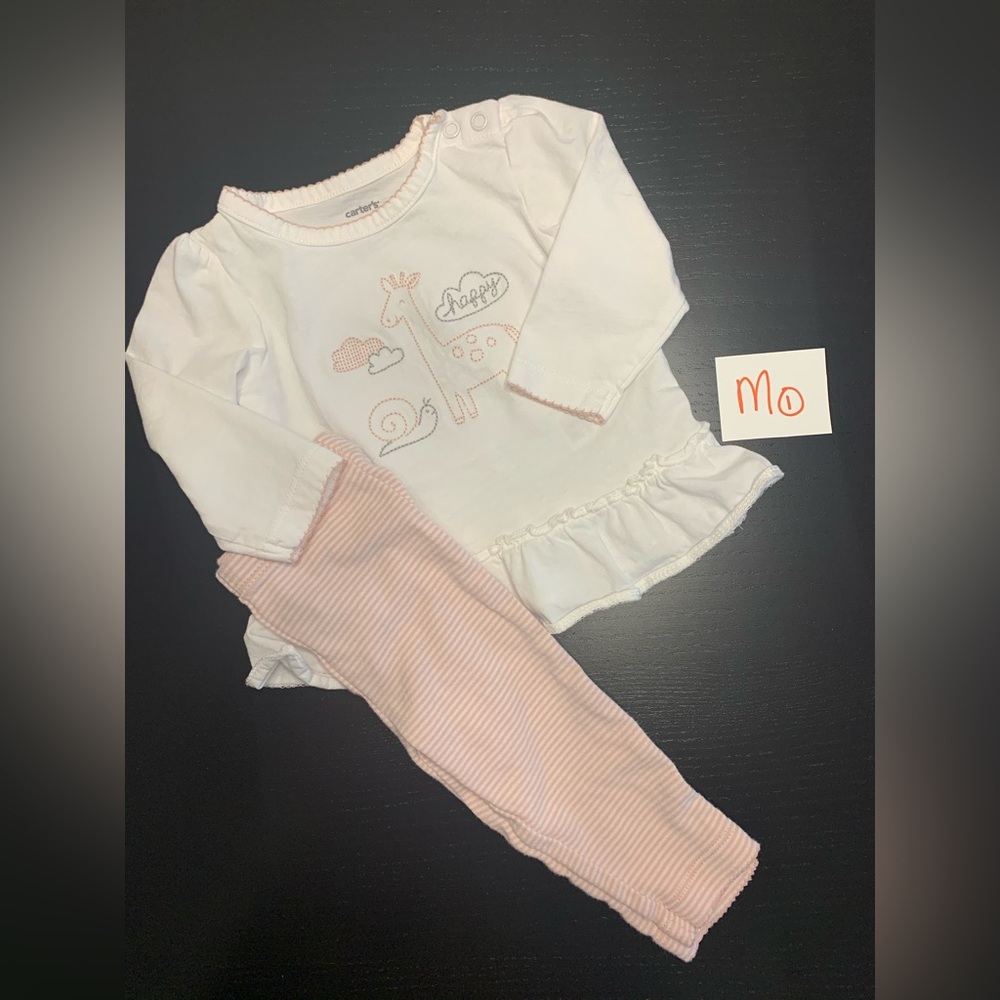 Carter's White and Light Pink Baby Girl Two Piece Set with Giraffe 🦒